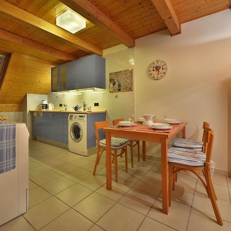 Old Town Apartments Tyn Прага Экстерьер фото