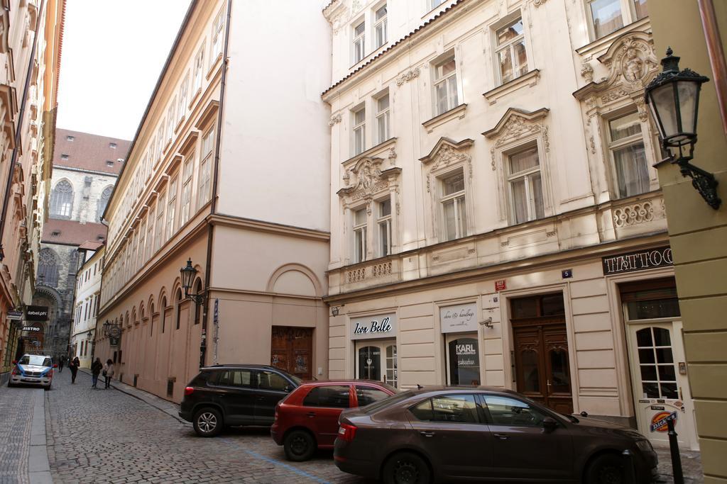 Old Town Apartments Tyn Прага Экстерьер фото